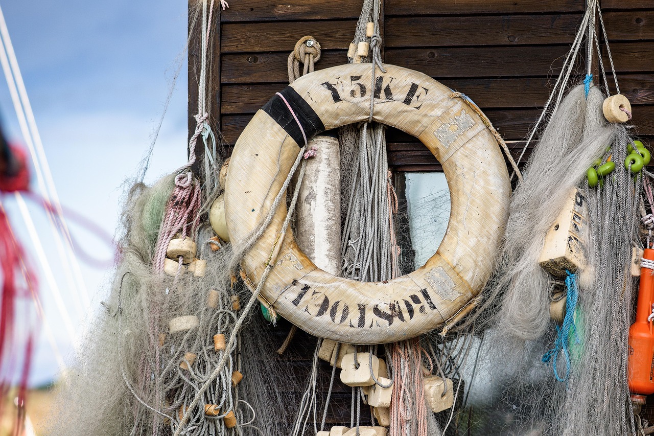 盛煌极光手游平台代理商电话