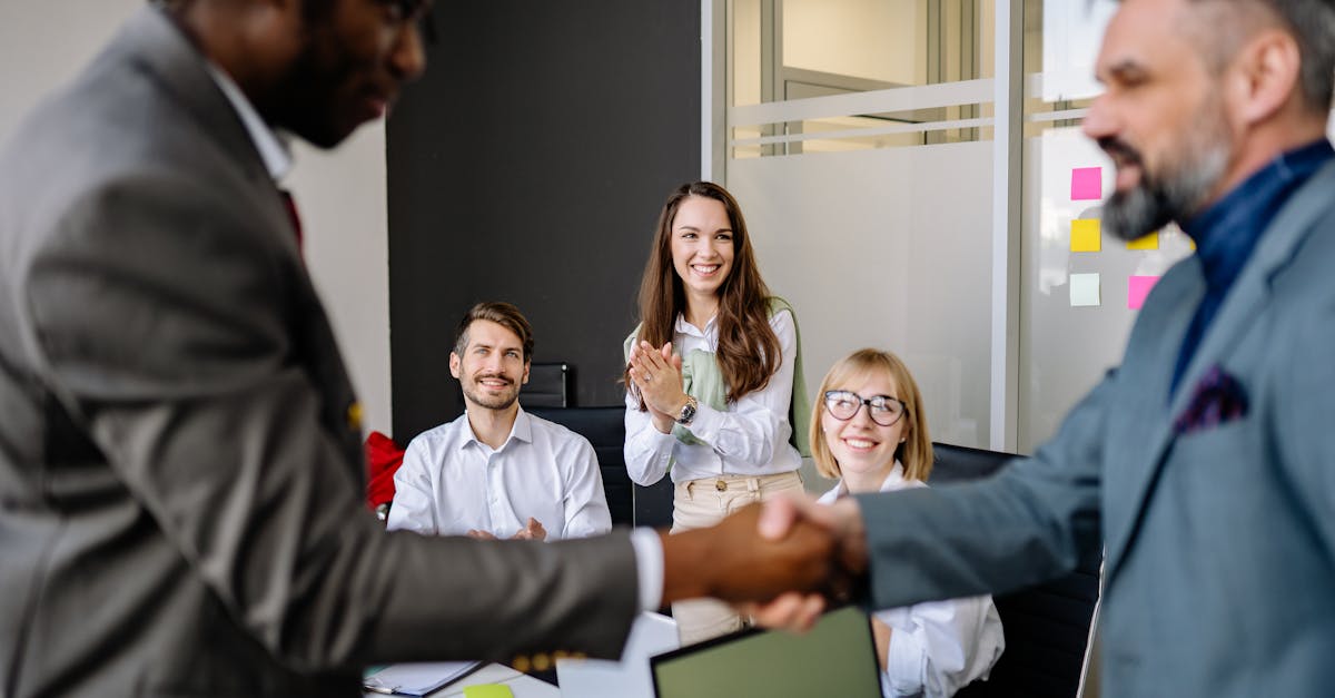 一拳超人：最强之男：有什么平台招话费代理